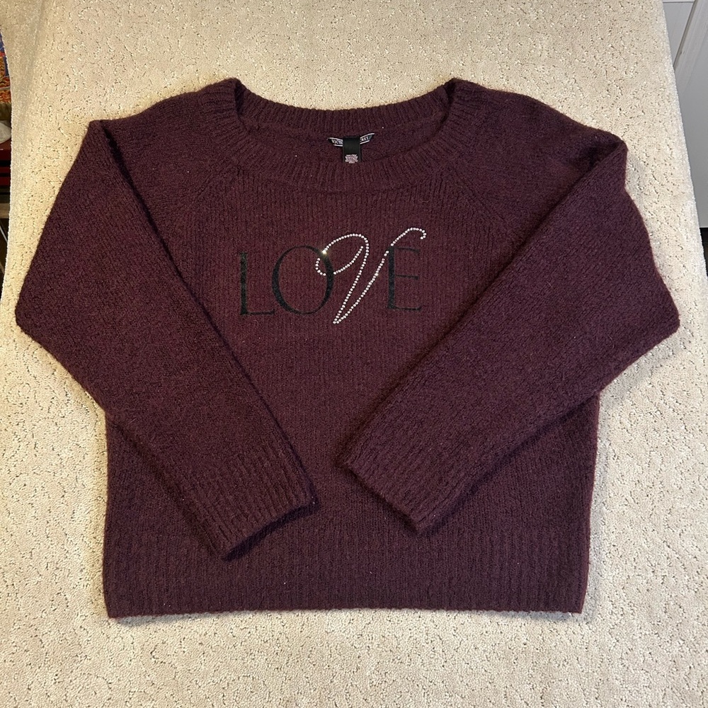 VICTORIA’S SECRET PURPLE LOVE Rhinestone Bling Slouchy Fuzzy Pullover Sweater M‎